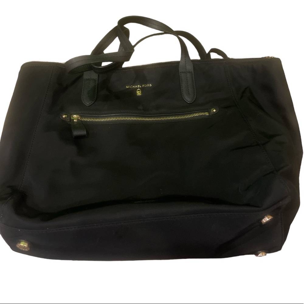 Michael kors black purse